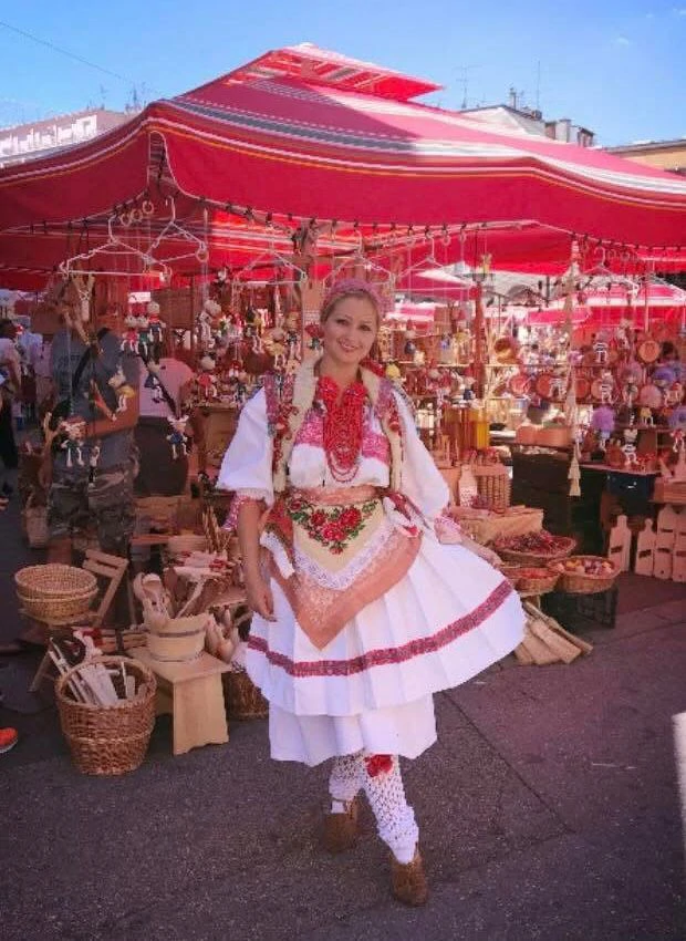 Traje nacional croata / Hrvatska narodna nošnja, Foto: Ljubica Banić//
