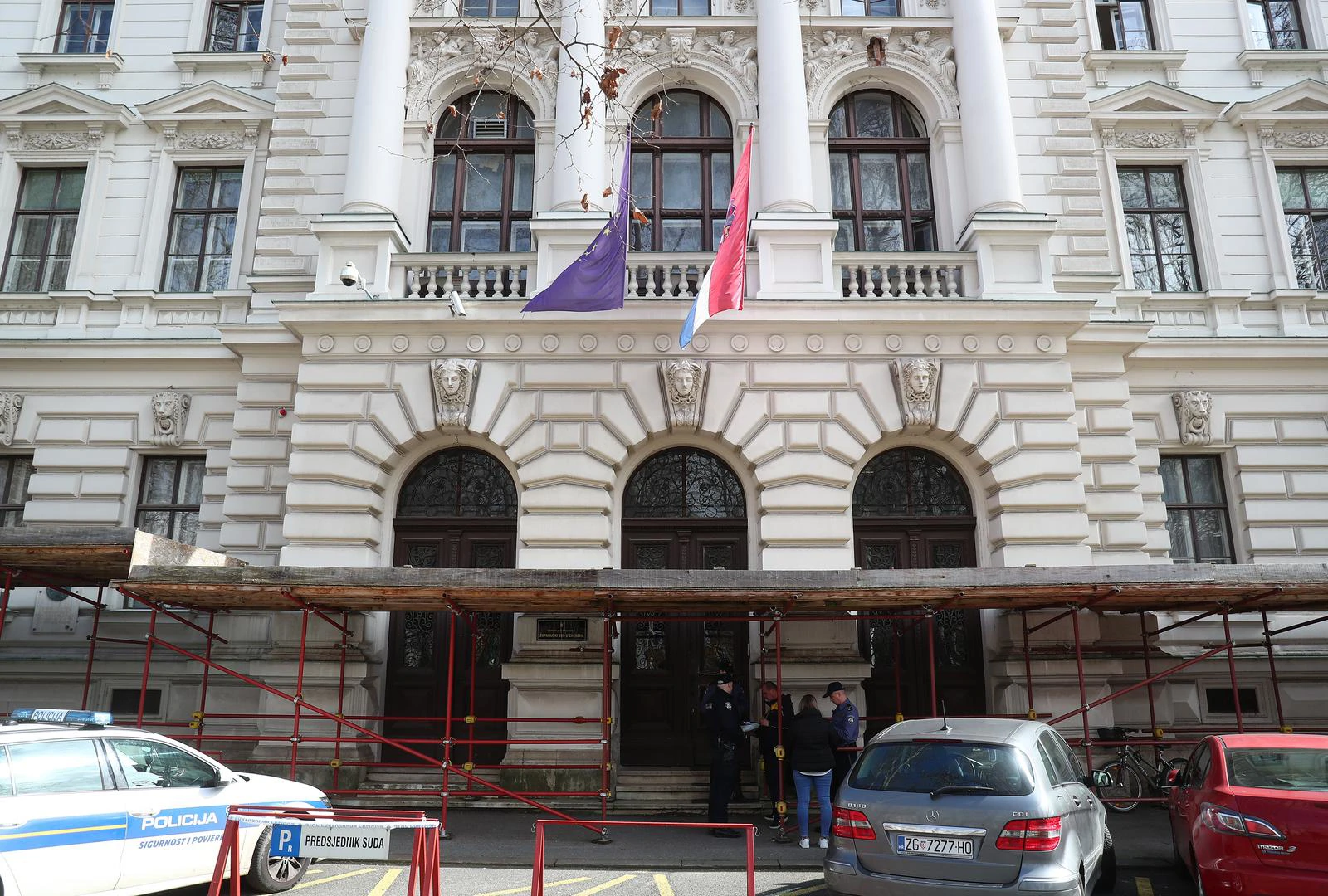 Potvrđena optužnica protiv skupine švercera kokaina vrijednog sedam milijuna eura