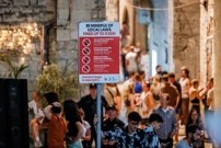 U Dioklecijanovoj palači postavljene obavijesti za red, Foto: Zvonimir Barisin/PIXSELL