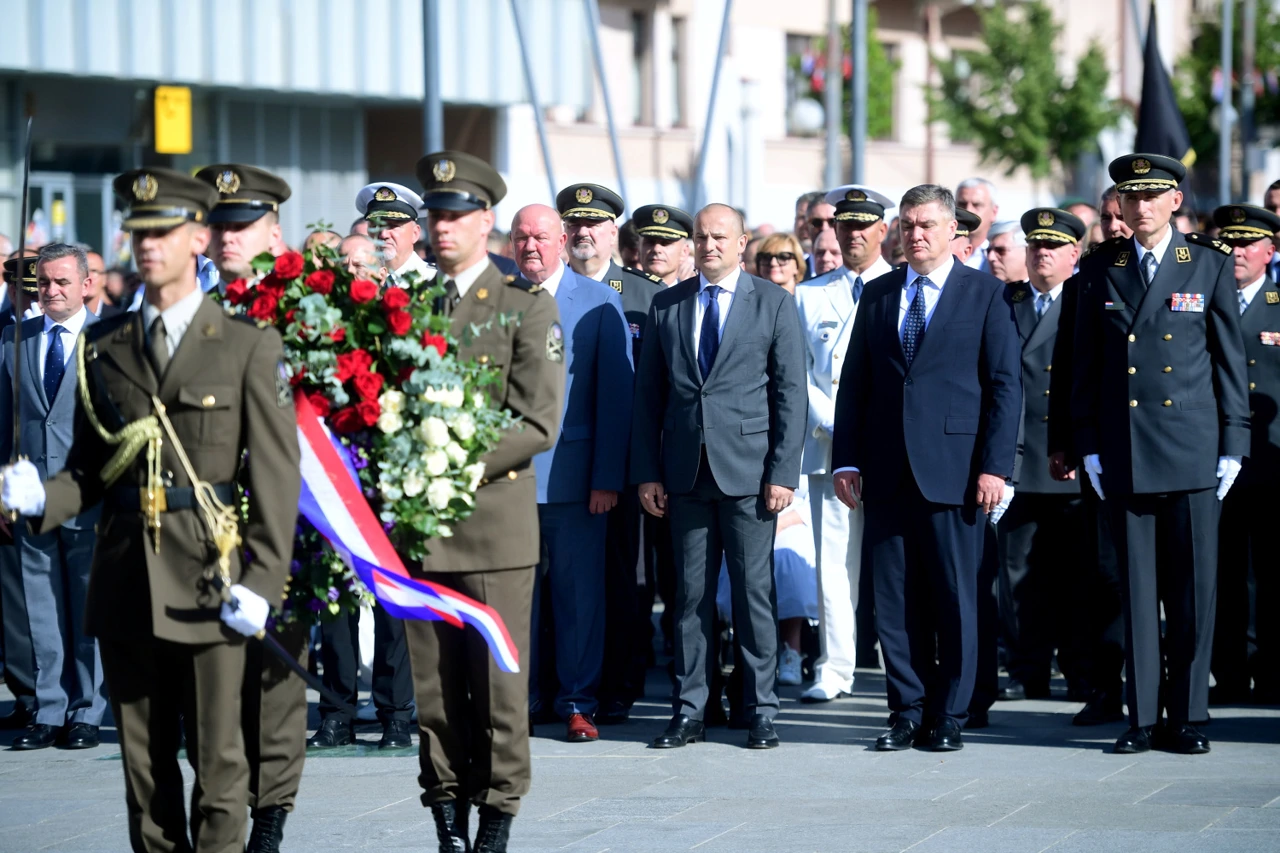 Polaganje vijenaca na Spomenik hrvatske pobjede Oluja 95, Foto: Nikola Vilic /CROPIX