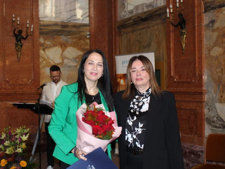 Helga Dukarić Dangubić i Edita Stilin