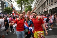 Hrvatski i španjolski navijači , Foto: Marko Lukunic /Pixsell