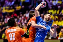 Srna u akciji protiv Nizozemske, Foto: Petter Arvidson/PIXSELL