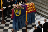 Lijes postavljen blizu oltara, Westminsterska opatija, Foto: Gareth Fuller/REUTERS