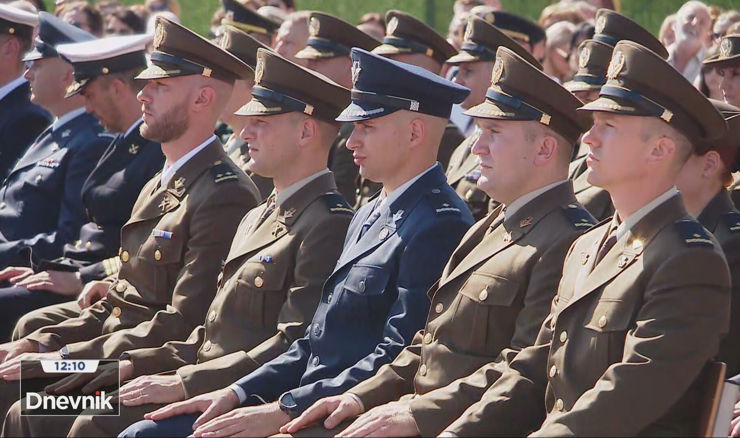 Promovirani polaznici vojnih škola na Hrvatskom vojnom učilištu