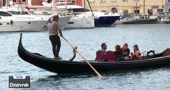 Venecijanska gondola zaplovila lošinjskom uvalom
