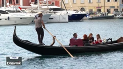 Venecijanska gondola zaplovila lošinjskom uvalom