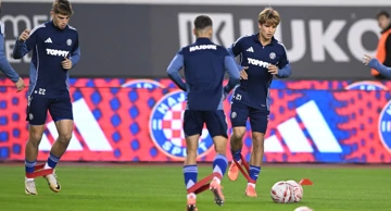 Zagrijavanje uoči Hajduk - Osijek