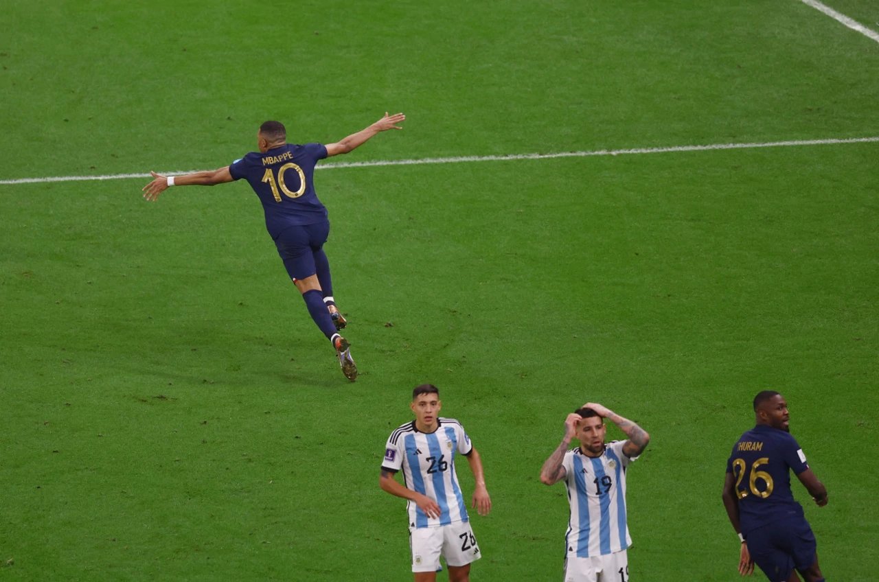 Kylian Mbappe slavi pogodak, Foto: Paul Childs/REUTERS