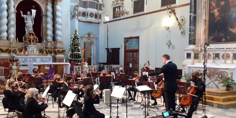DSO, maestro Poljanić i oboist Noah Rudd u Male braće - HRT