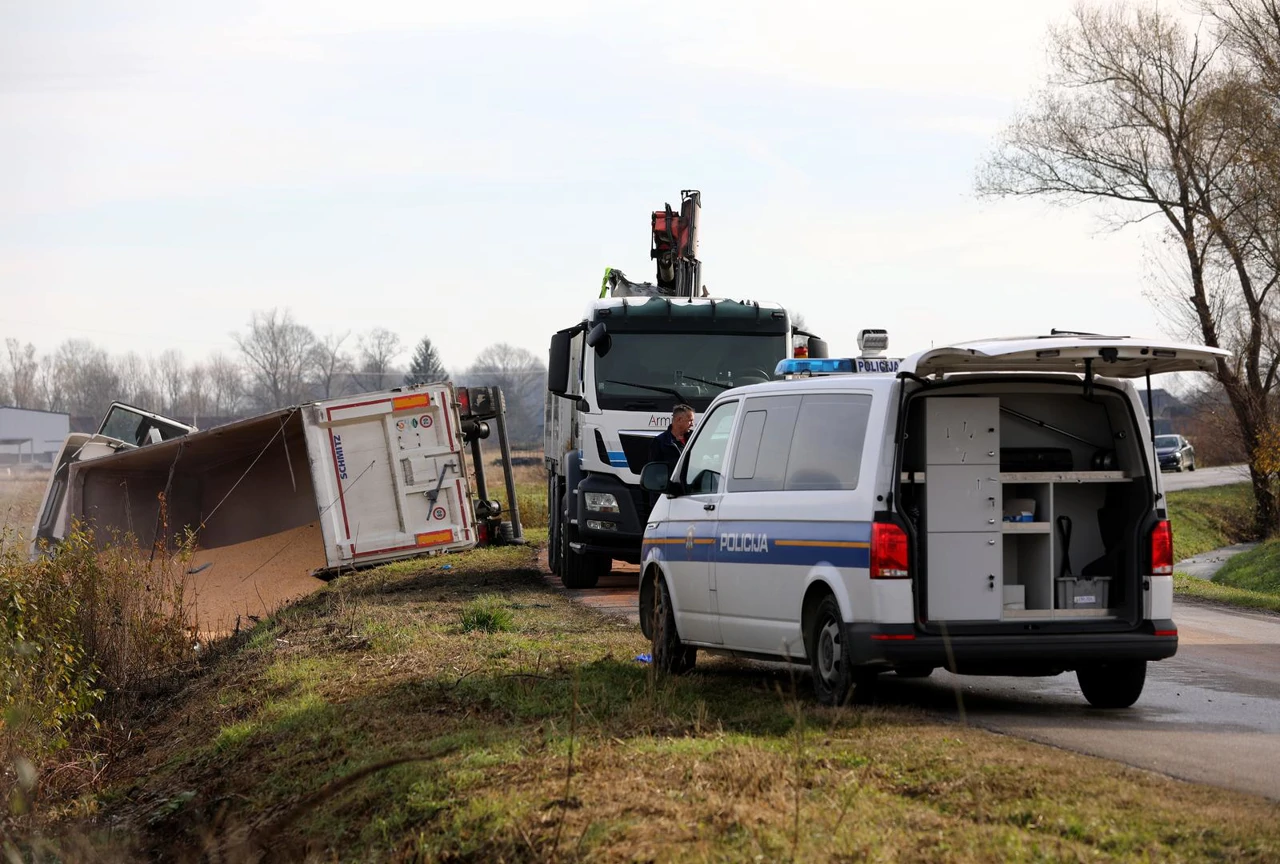 Nesreća kod Dugog Sela, Foto:  Robert Anic /PIXSELL