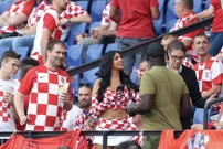 Ivana Knoll na tribinama De Kuipa, Foto: Luka Stanzl/PIXSELL
