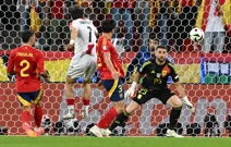 Autogol Le Normanda, Foto: Carmen Jaspersen/REUTERS
