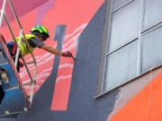 Muralist Yusei Sagawa iz Japana, na djelu u Rijeci, Foto: Nel Pavletić/Pixsell