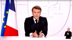 Emmanuel Macron obratio se naciji
