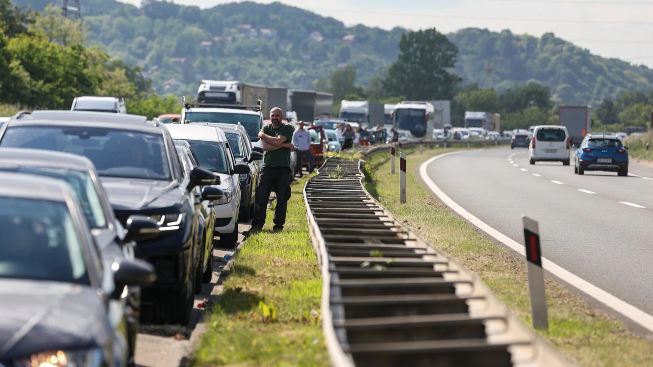 Kolona na cesti, Foto: Igor Kralj/Pixsell