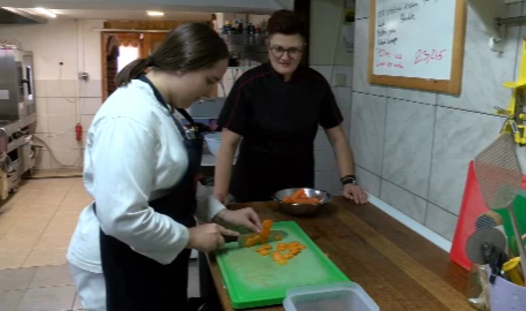 Učenici ugostiteljstva na praksi dobivaju priliku za stipendiju u Garešnici