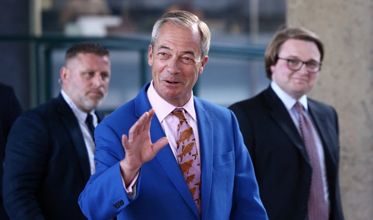 Farage napušta parlament da bi na ponovljenim izborima porazio "liberalnu elitu"