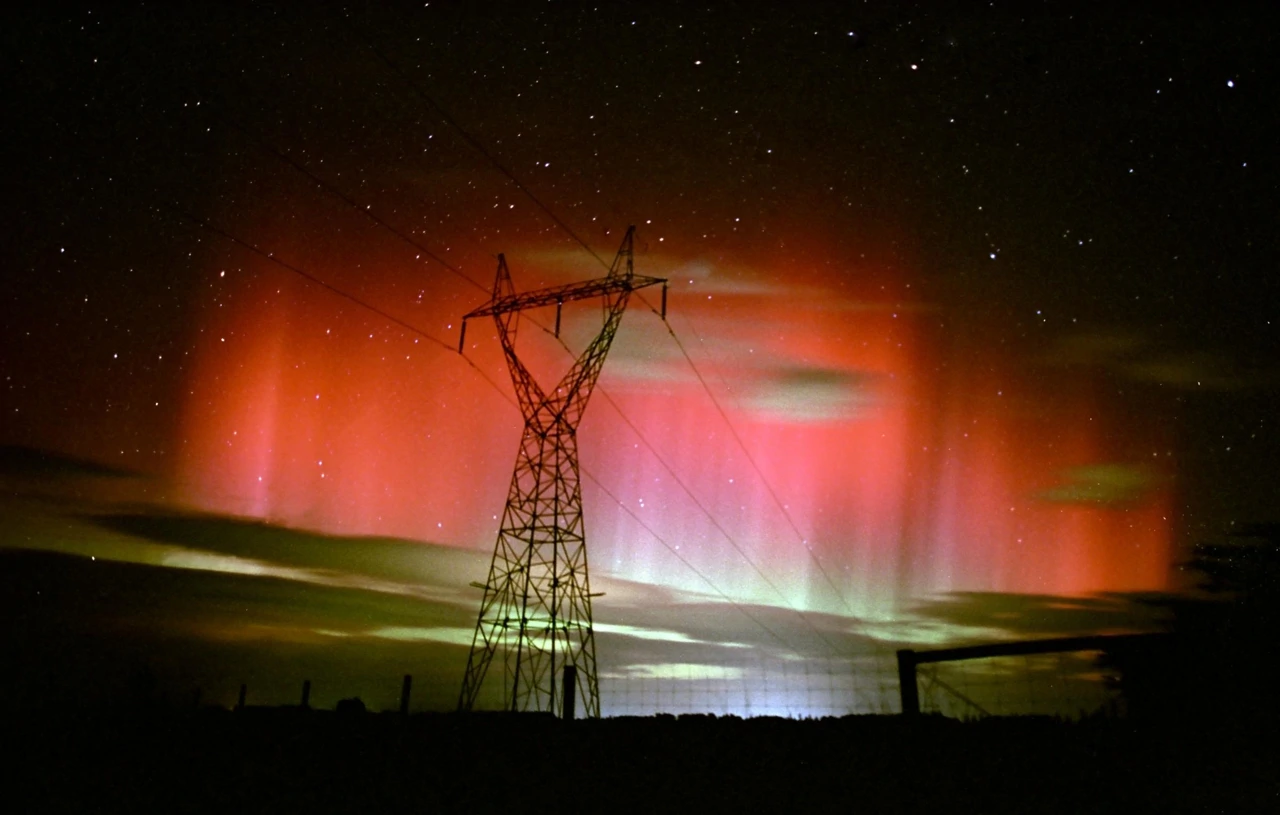 Utorak, 9. veljače na Prvom, Foto: Polarna svjetlost - Plamen na nebu/dokumentarac