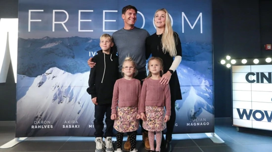 Ivica Kostelić s obitelji na premijeri filma "Freedom"