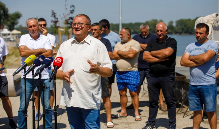 Stočari najavljuju prosvjede, traže od ministra da počne raditi ili "zbogom"